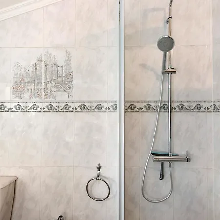 Casa De Santo Amaro Carrazedo (Aveiro)