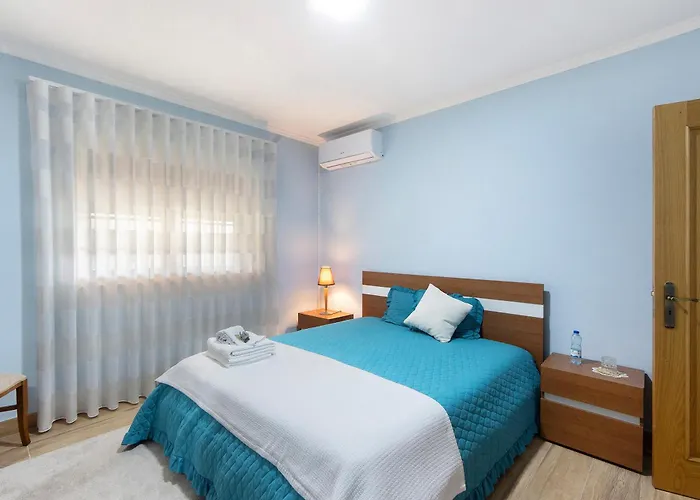 Casa De Santo Amaro Carrazedo (Aveiro)