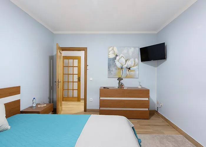 Casa De Santo Amaro Carrazedo (Aveiro)